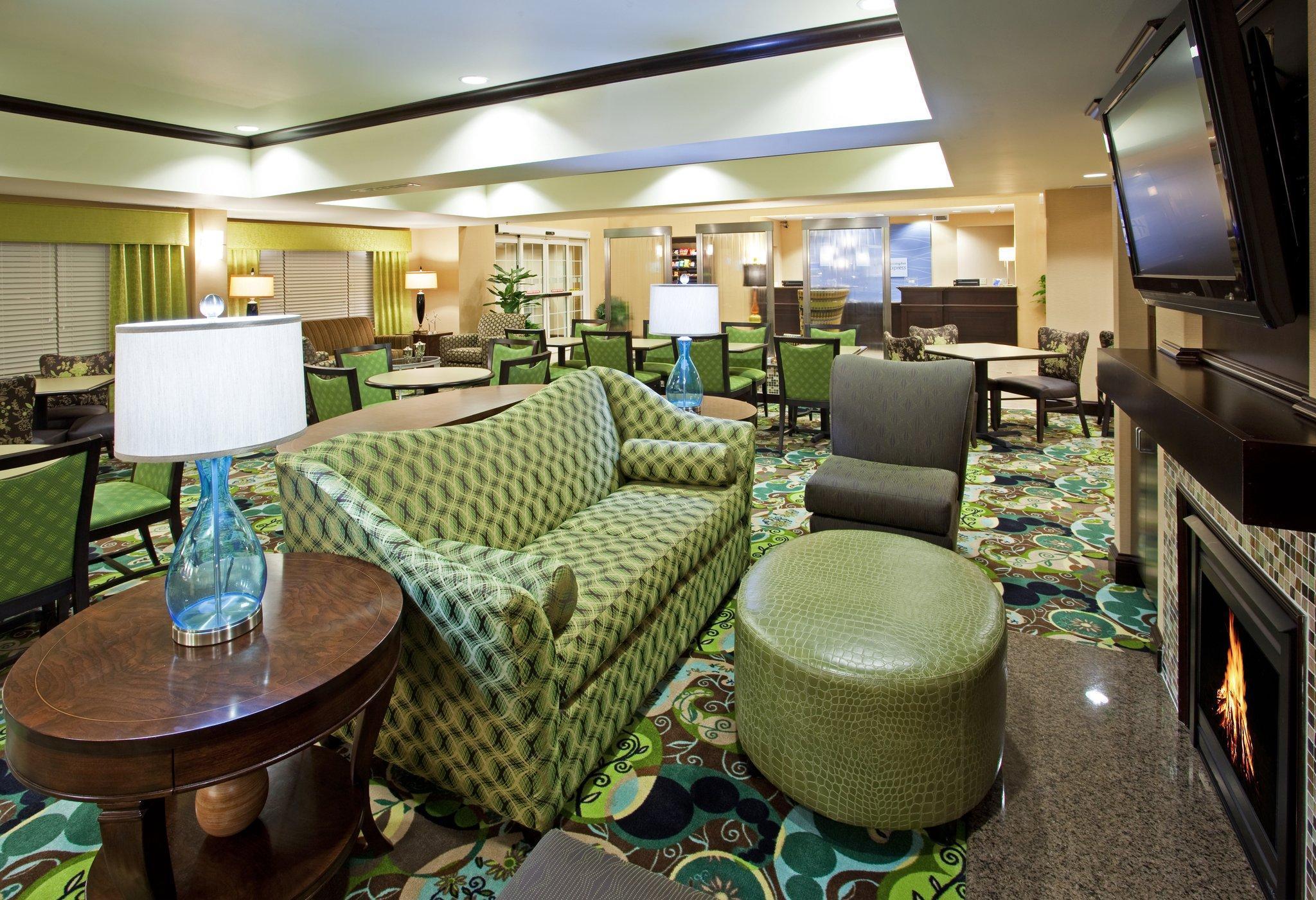 Holiday Inn Express - Columbus - Dublin By Ihg Exteriér fotografie