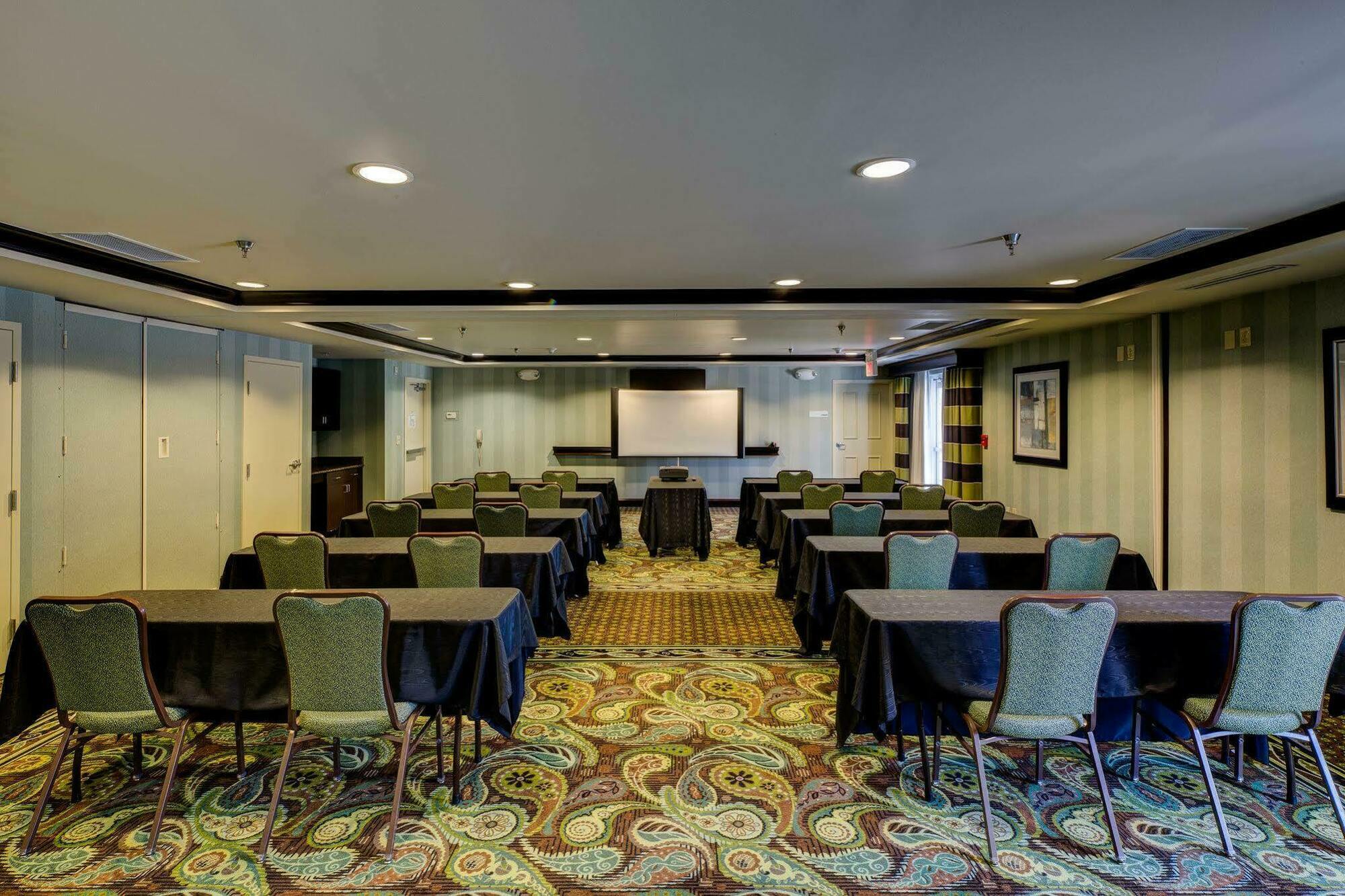 Holiday Inn Express - Columbus - Dublin By Ihg Exteriér fotografie